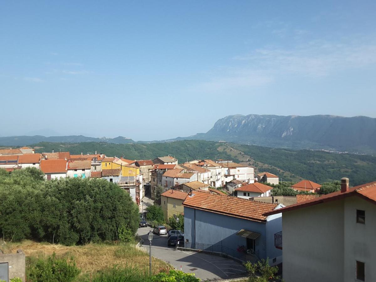 Mansarda Fiorita Bed & Breakfast Abatemarco Exterior photo